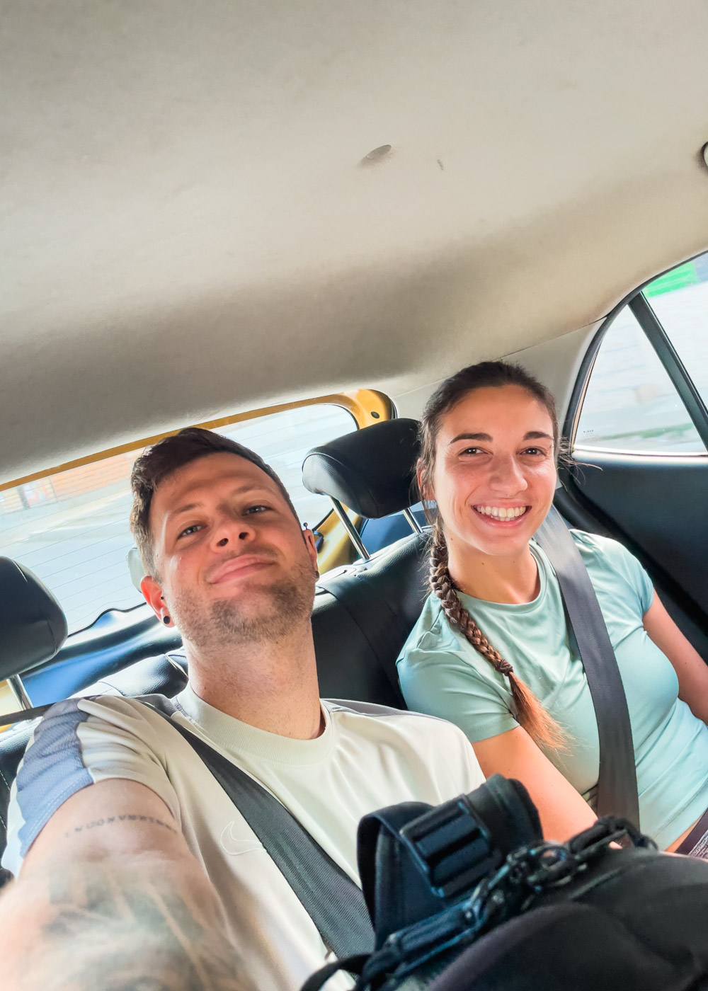 Ryan and Sara taking a selfie in the taxi from Santa Marta to Minca.